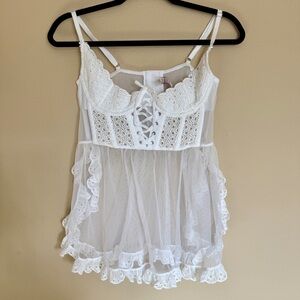 Victoria’s Secret White Corset Babydoll- Large